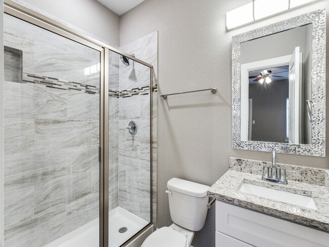 Building Photo - 3205-3207 Karen St