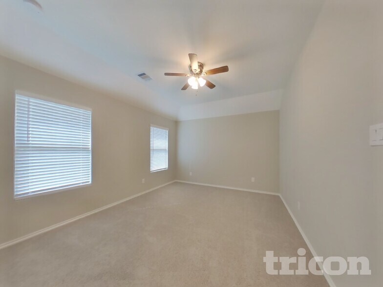 Building Photo - 17588 Rosewood Manor Ln