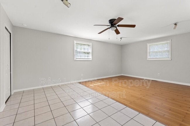 Building Photo - 147 Westgate Dr