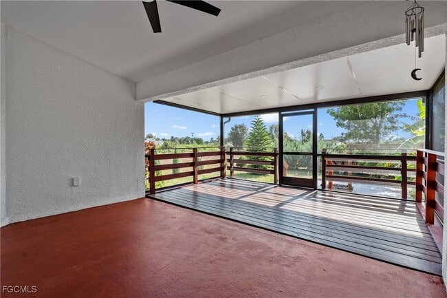 Building Photo - 2613 39th St SW