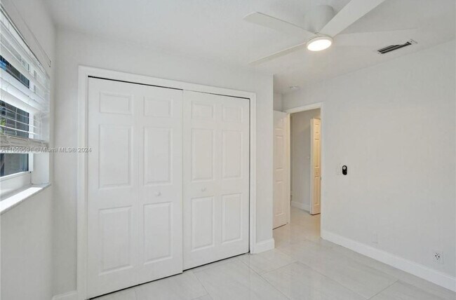 Building Photo - 11280 NW 40th St