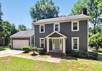 Building Photo - Beautiful Three Bedroom Home in the Wellington Subdivision!