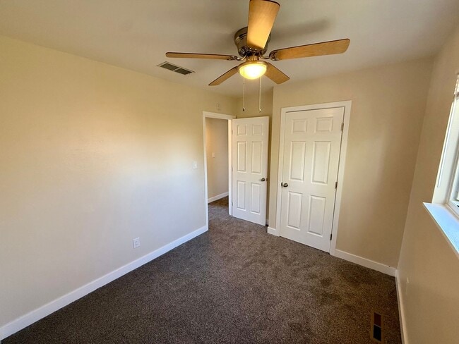 Building Photo - Great 3 bedroom 2 bath Home with Attached Garage in North Fort Collins, CO -  Newly Updated with ...