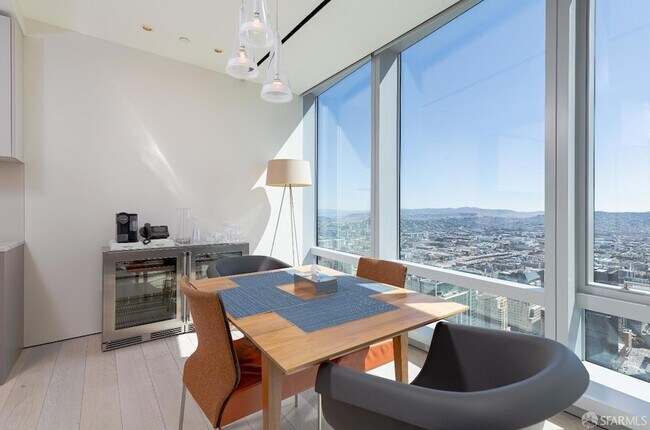 Building Photo - 181 Fremont St