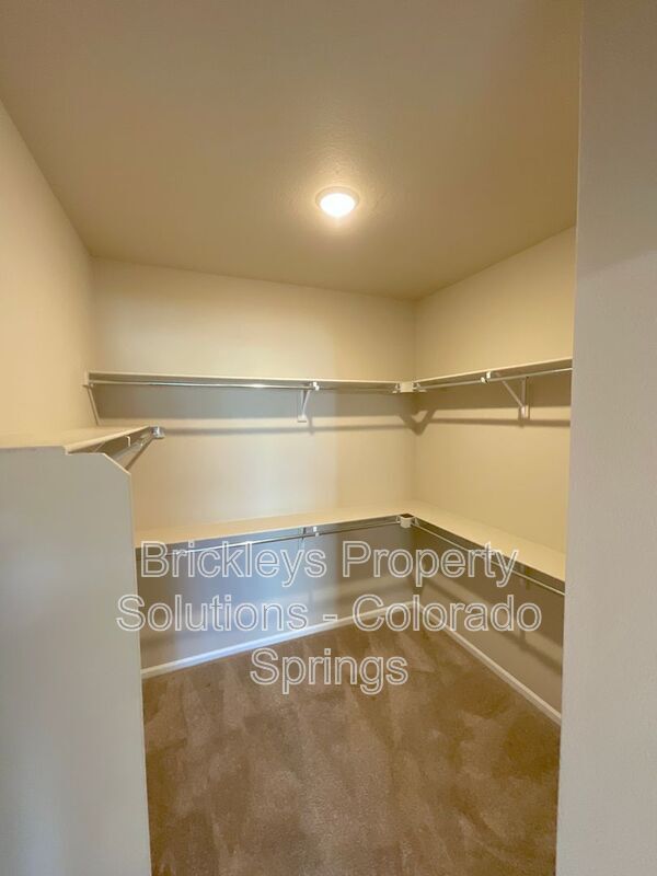 Building Photo - 6706 Golden Briar Ln