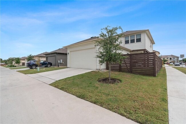 Building Photo - 1514 Arcilla St