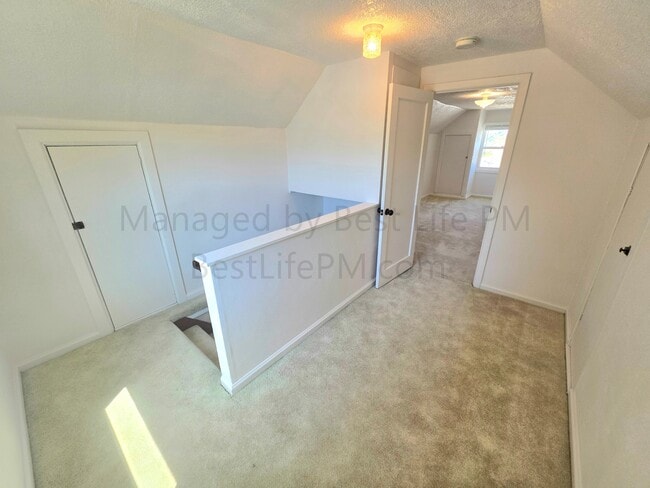 Building Photo - 4526 NE 77th Ave