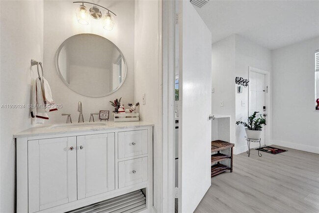 Building Photo - 3643 San Simeon Cir