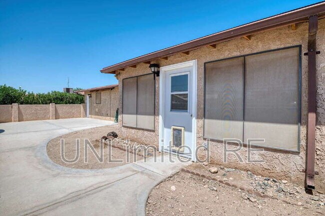 Building Photo - 2512 Cisco Dr S