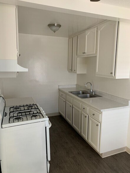 Interior Photo - Harbor Apartments