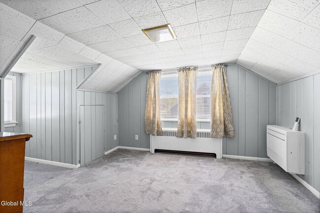 Building Photo - 234 Osborne Rd