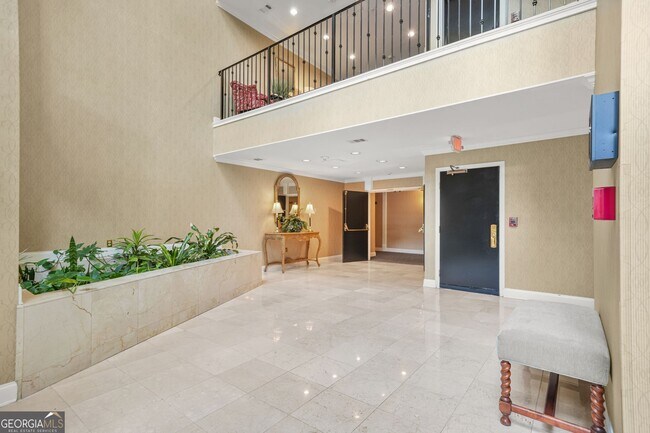 Building Photo - 27404 Plantation Dr NE
