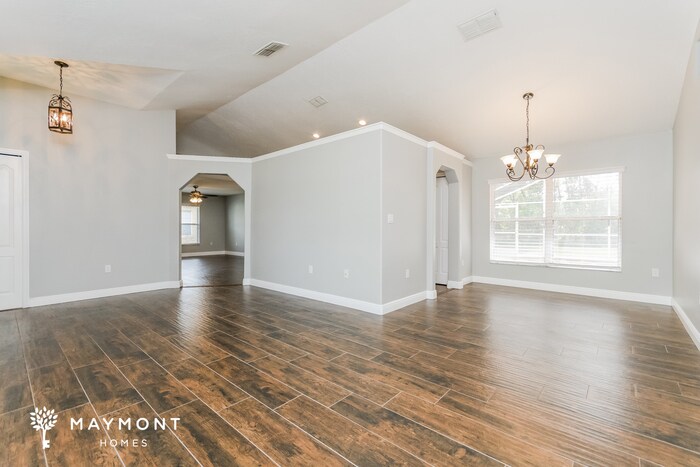 Building Photo - 2942 Evans Dr