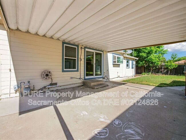 Building Photo - 4741 60th St