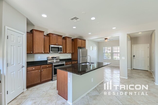 Building Photo - 5707 W Milada Dr