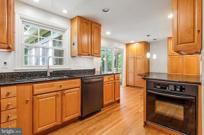 Building Photo - 4203 Pickering Pl