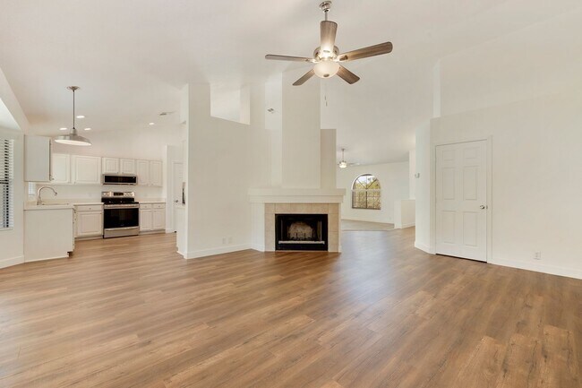 Building Photo - $60K in updates, Single level home in 85254!