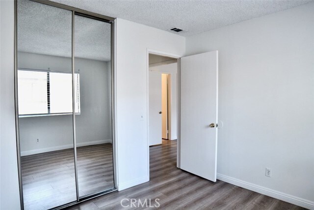 Building Photo - 21696 Laurelrim Dr