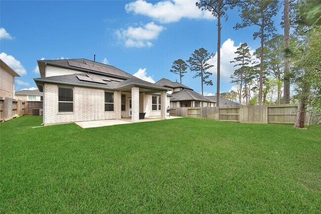 Building Photo - 331 Silver Carp Trl