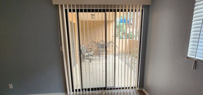 Building Photo - 3031 N Civic Center Plaza