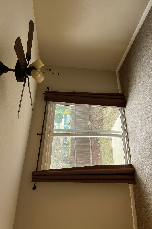 Building Photo - 5200 Roseana Ct