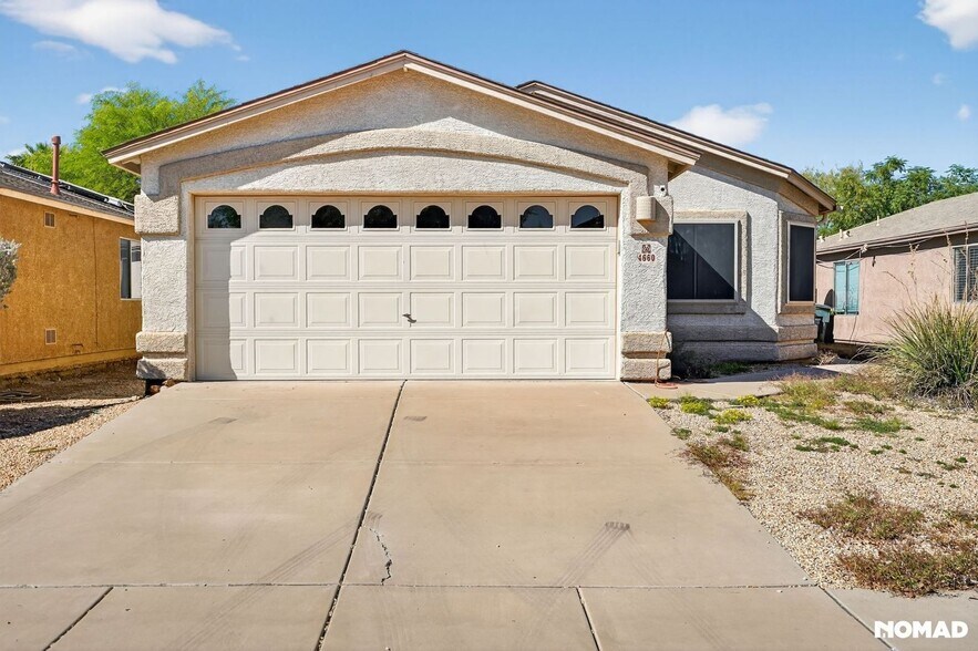 Primary Photo - 4660 S Valley Rd