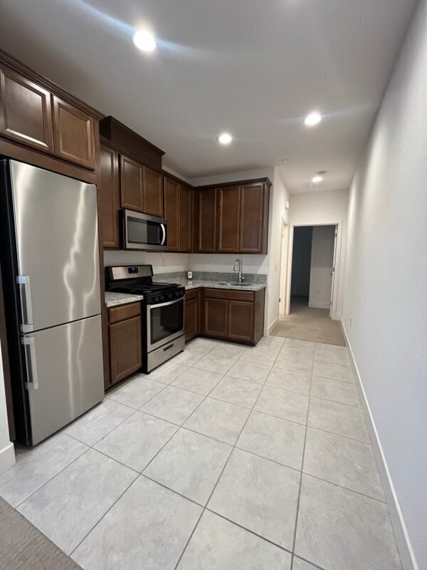 Building Photo - 1 Bed 1 bath Casita