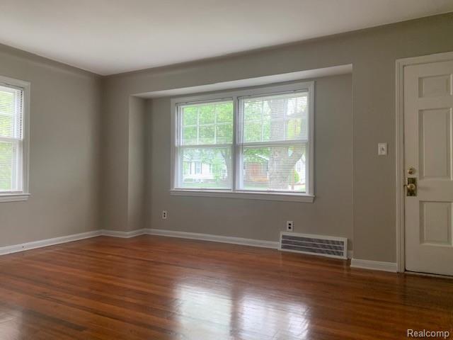 Building Photo - 557 N Harvey St