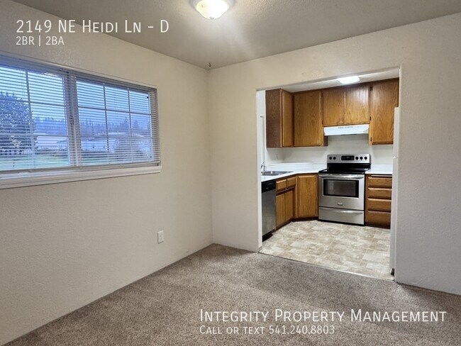 Building Photo - 2149 NW Heidi Ln