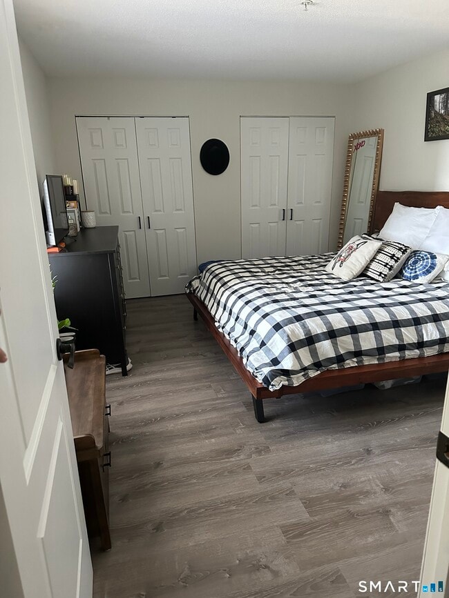 Building Photo - 10 Sugar Maple Ln