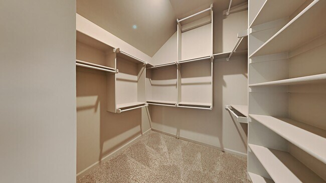 Building Photo - Very nice 3 Bedroom, 2 Bathroom 2 Car garage with Storm Shelter in East Edmond