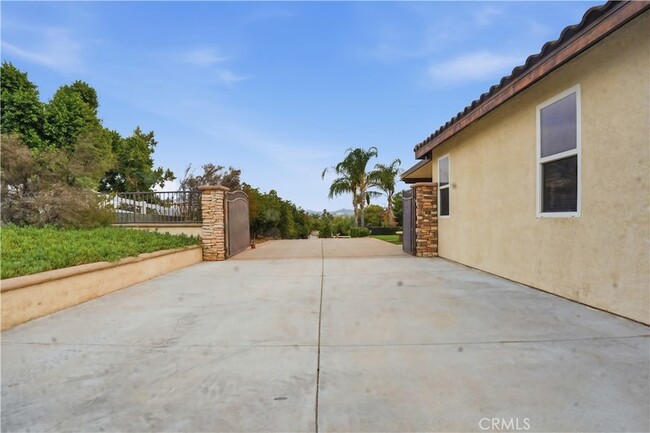 Building Photo - 16935 Eagle Peak Rd