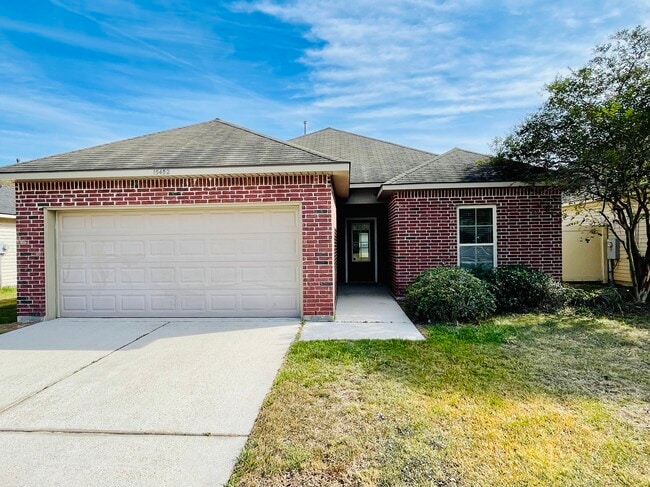 Building Photo - 15452 Oakstone Dr