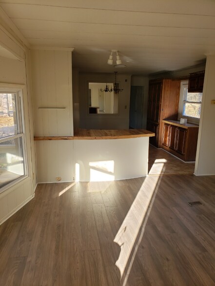 Building Photo - 4018 Chestnut Woods Dr