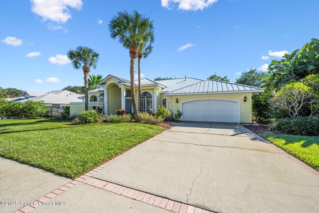 Building Photo - 174 Martesia Way