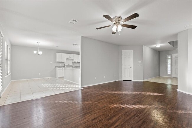 Building Photo - 3304 Kissman Dr