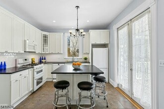 Building Photo - 109 North Ave