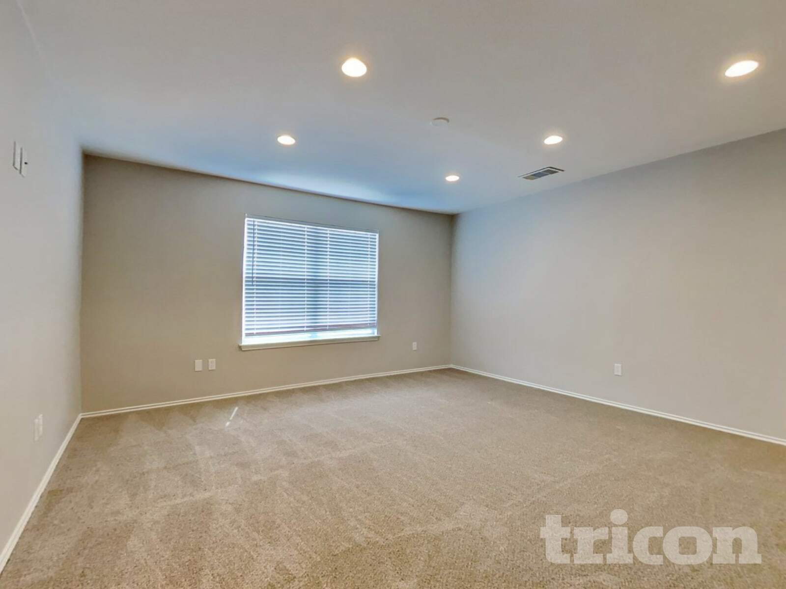 Building Photo - 10710 Terrace Crest