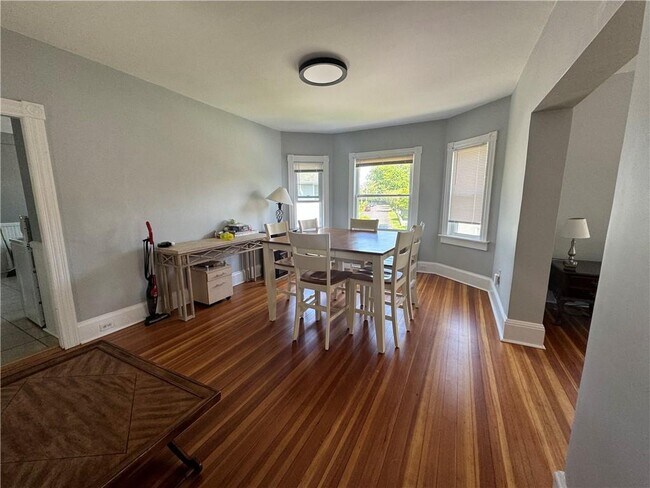 Building Photo - 60 Berkeley Ave