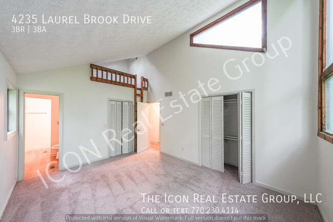 Building Photo - 4235 Laurel Brook Dr