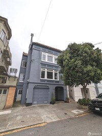 Building Photo - 2325 Anza St
