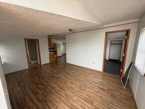 Building Photo - 210 S 18th St