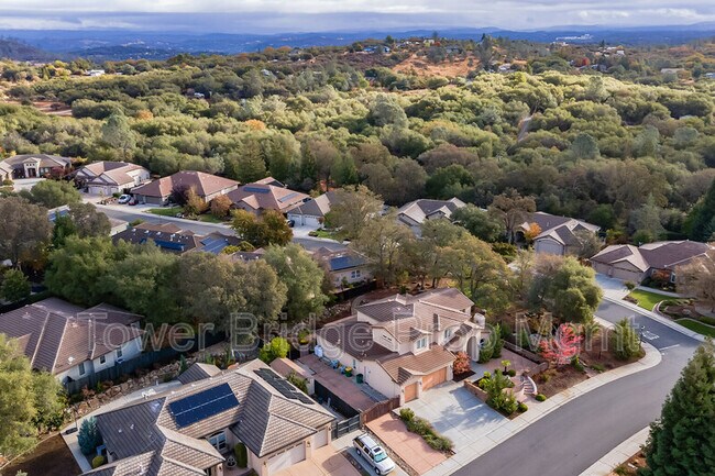 Building Photo - 3766 Mira Loma Dr