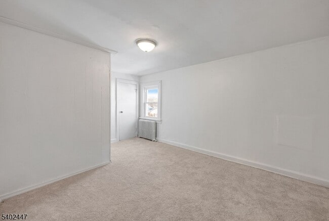 Building Photo - 69 Weaver St