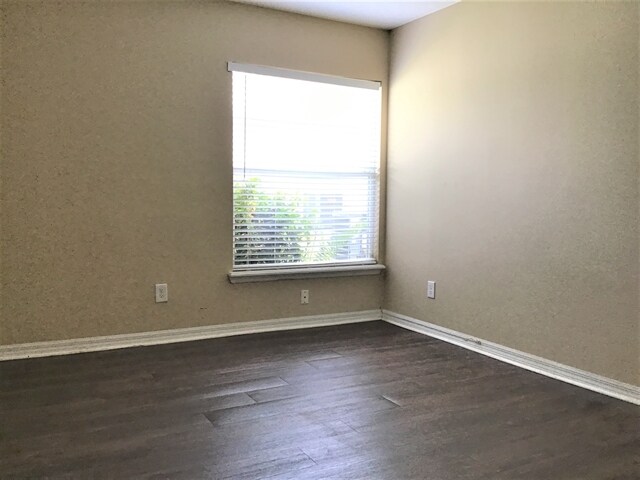 Building Photo - 1461 Whooping Dr