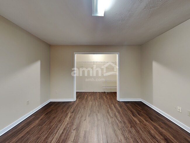 Building Photo - 12183 Derby Ct