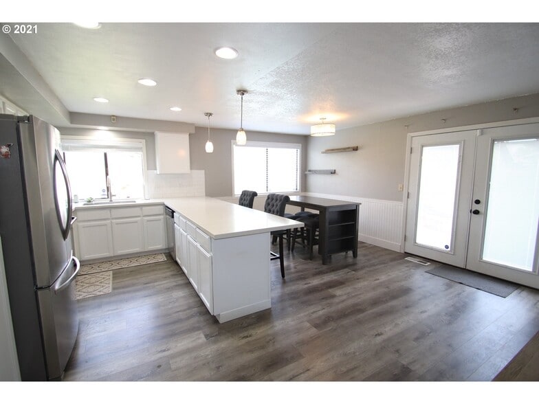 Building Photo - 1419 SE 140th Ct
