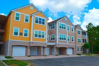 Building Photo - 3281 Soho St