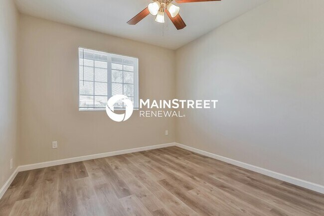 Building Photo - 4 Bedroom Pet-Friendly Home in Mesa, AZ wi...