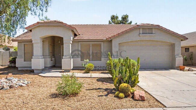 Building Photo - 2033 E Willow Wick Rd